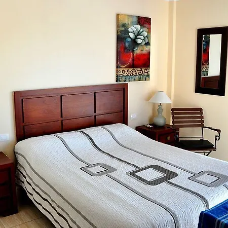 Felix Casanova Bed & Breakfast 3*