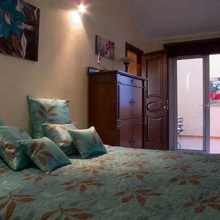 Felix Casanova Bed & Breakfast Armenime