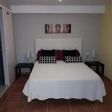 Felix Casanova Bed & Breakfast